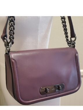 Coach Swagger 20 Shoulder Bag In Oxblood Glovetanned Leather